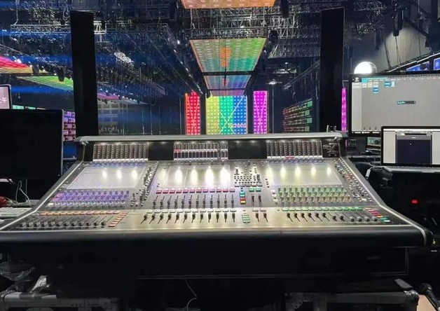 舞臺機械設備的正確操作及注意事項